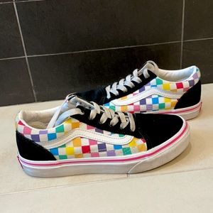 KIDS RAINBOW VANS